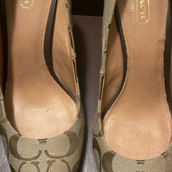 037.Women Coach heels - Picture 5 of 10